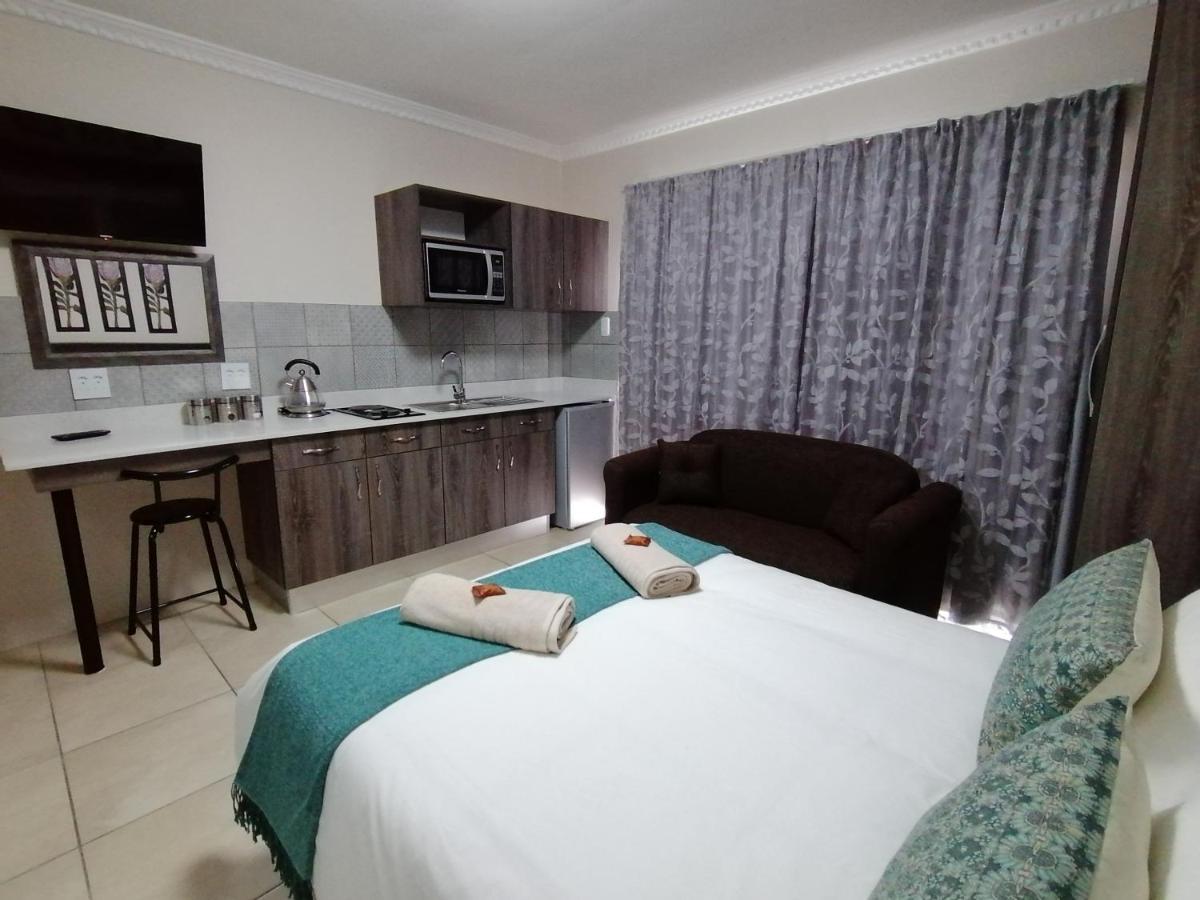 Blue Sea Guest House East London Εξωτερικό φωτογραφία