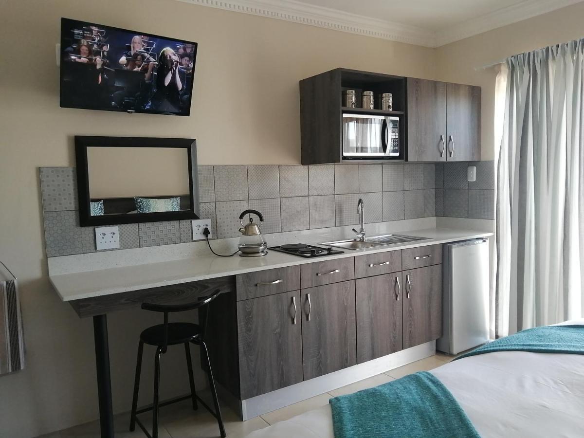 Blue Sea Guest House East London Εξωτερικό φωτογραφία